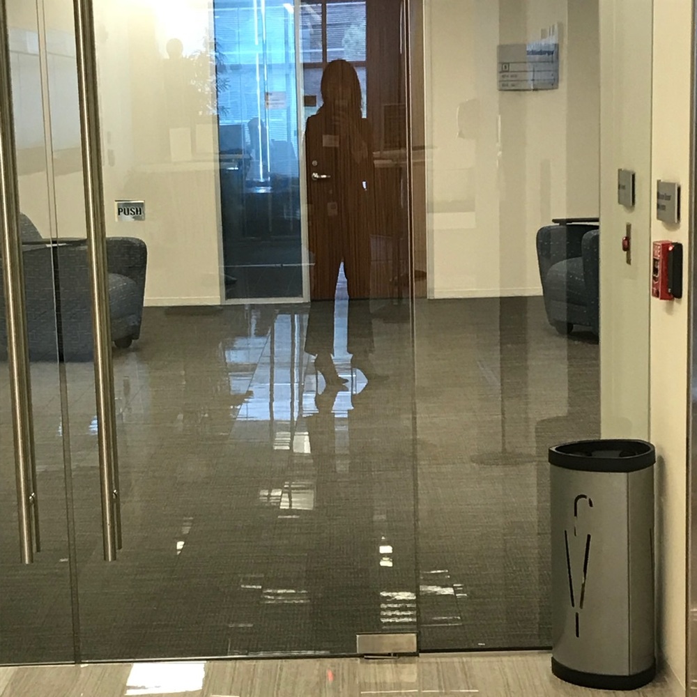 Meet your Posher, Dee